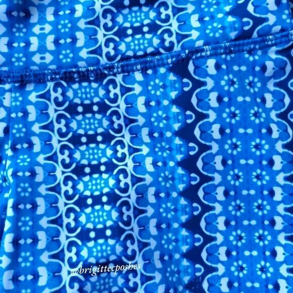 FLYWHEEL Blues/White Print Leggings  - Picture 2 of 6